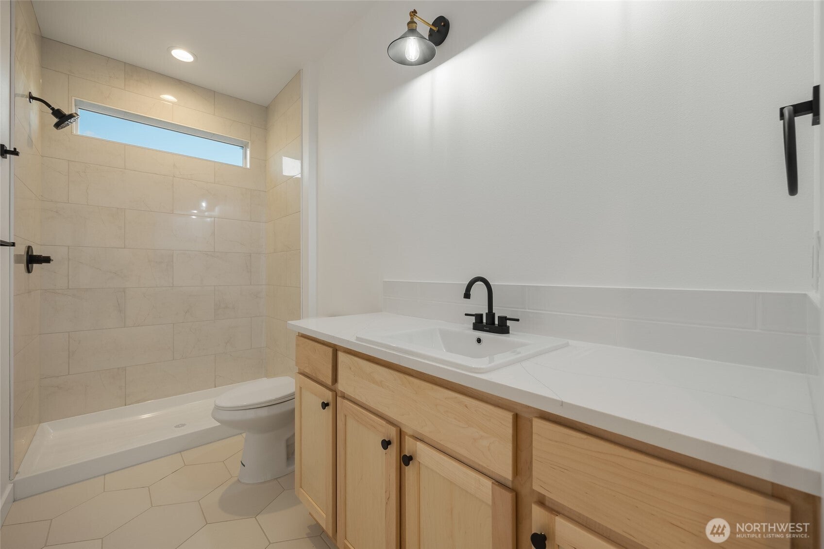 Kennewick, Washington, 99338, United States, 4 Bedrooms Bedrooms, ,3 BathroomsBathrooms,Residential,Active,1996297