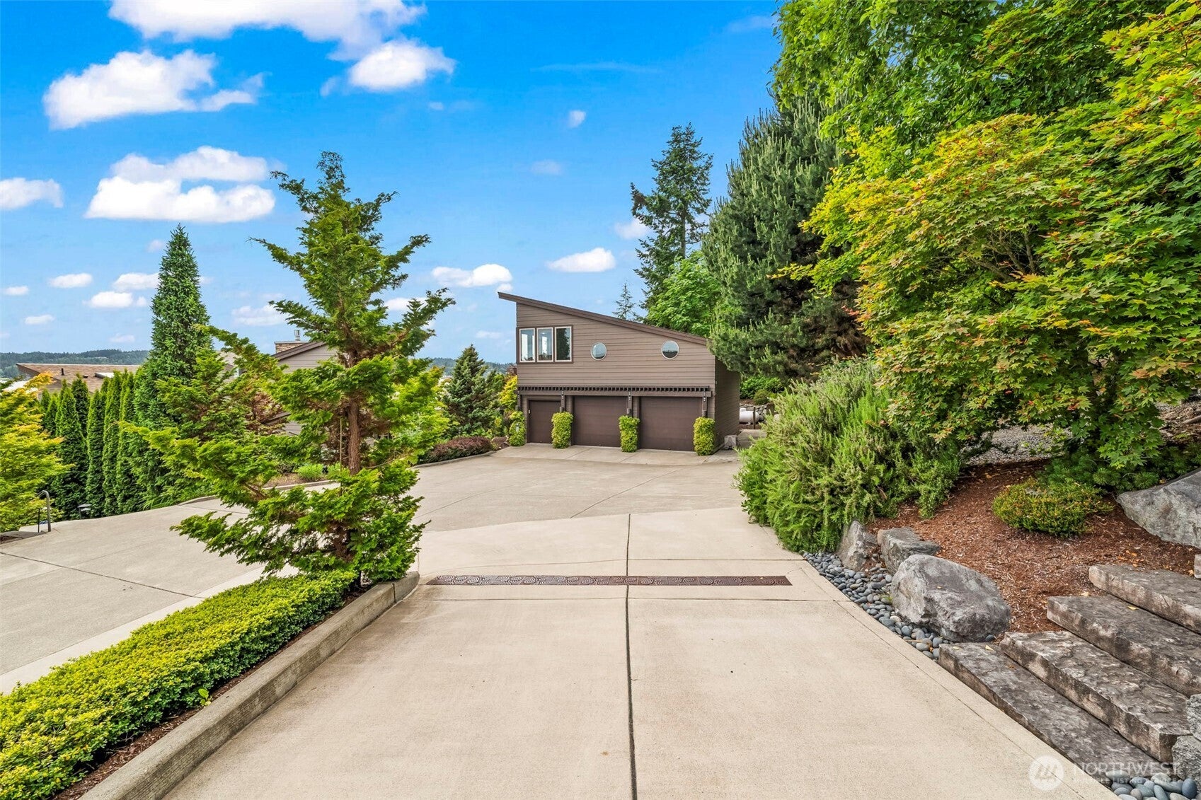 Gig Harbor, Washington, 98335, United States, 3 Bedrooms Bedrooms, ,5 BathroomsBathrooms,Residential,Active,1990030
