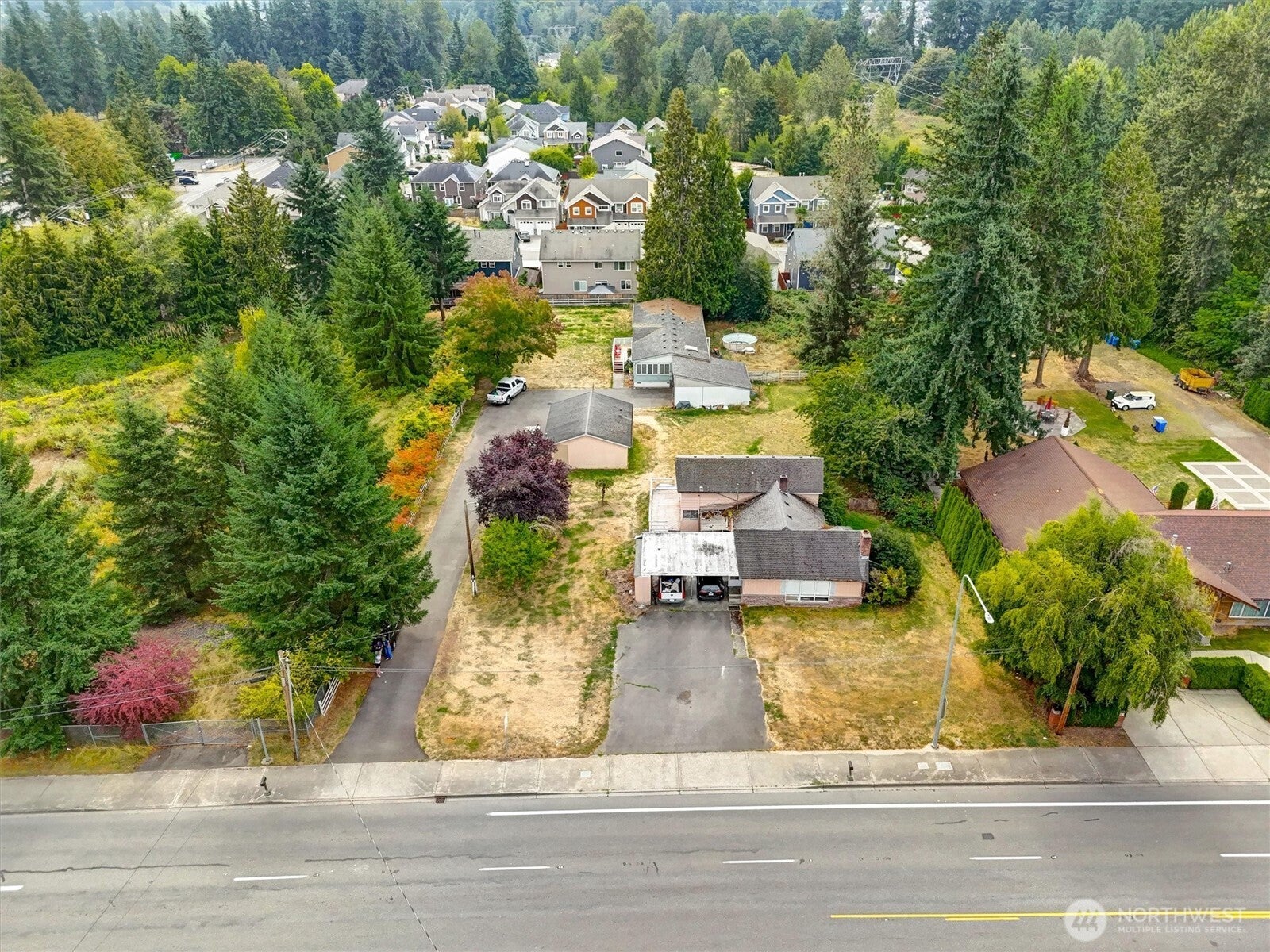 Kent, Washington, 98031, United States, 3 Bedrooms Bedrooms, ,3 BathroomsBathrooms,Residential,Active,1943774