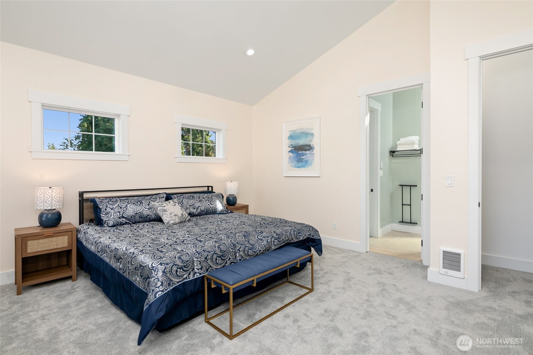 Lake Forest Park, Washington, 98043, United States, 4 Bedrooms Bedrooms, ,3 BathroomsBathrooms,Residential,Active,1963256