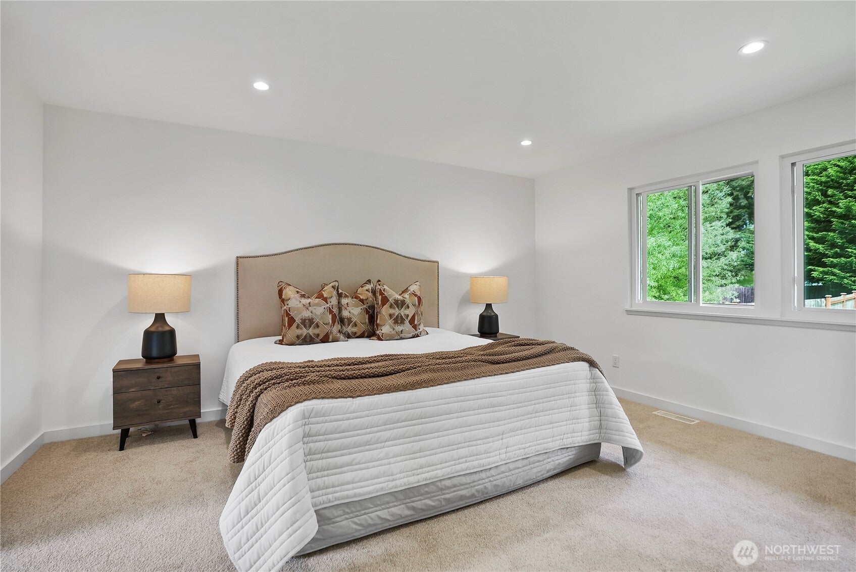 Bellevue, Washington, 98006, United States, ,3 BathroomsBathrooms,Residential,Active,1799359