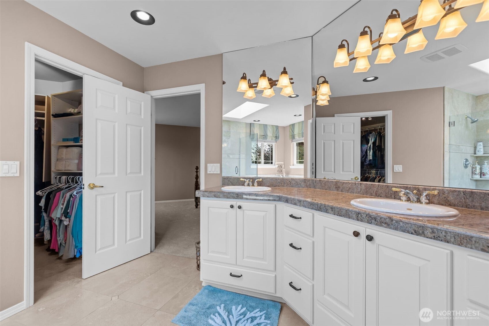 Snohomish, Washington, 98290, United States, 4 Bedrooms Bedrooms, ,3 BathroomsBathrooms,Residential,Active,1960119