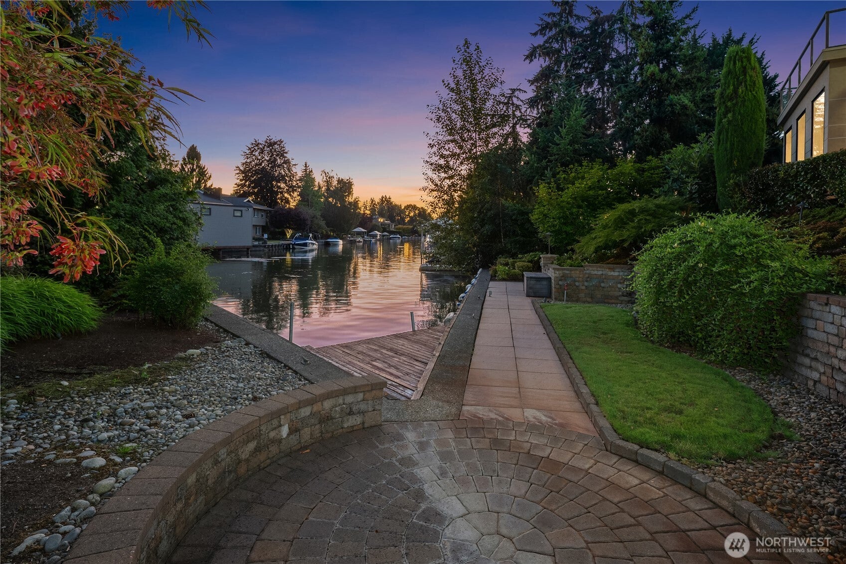 Bellevue, Washington, 98006, United States, 5 Bedrooms Bedrooms, ,8 BathroomsBathrooms,Residential,Active,2001350