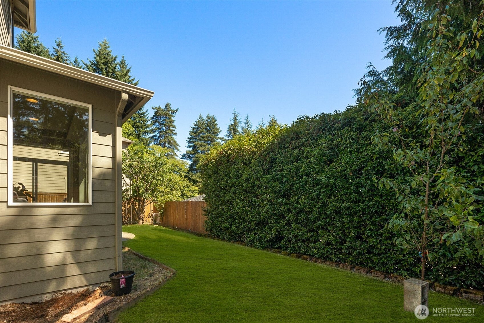 Bothell, Washington, 98021, United States, 4 Bedrooms Bedrooms, ,3 BathroomsBathrooms,Residential,Active,1922335