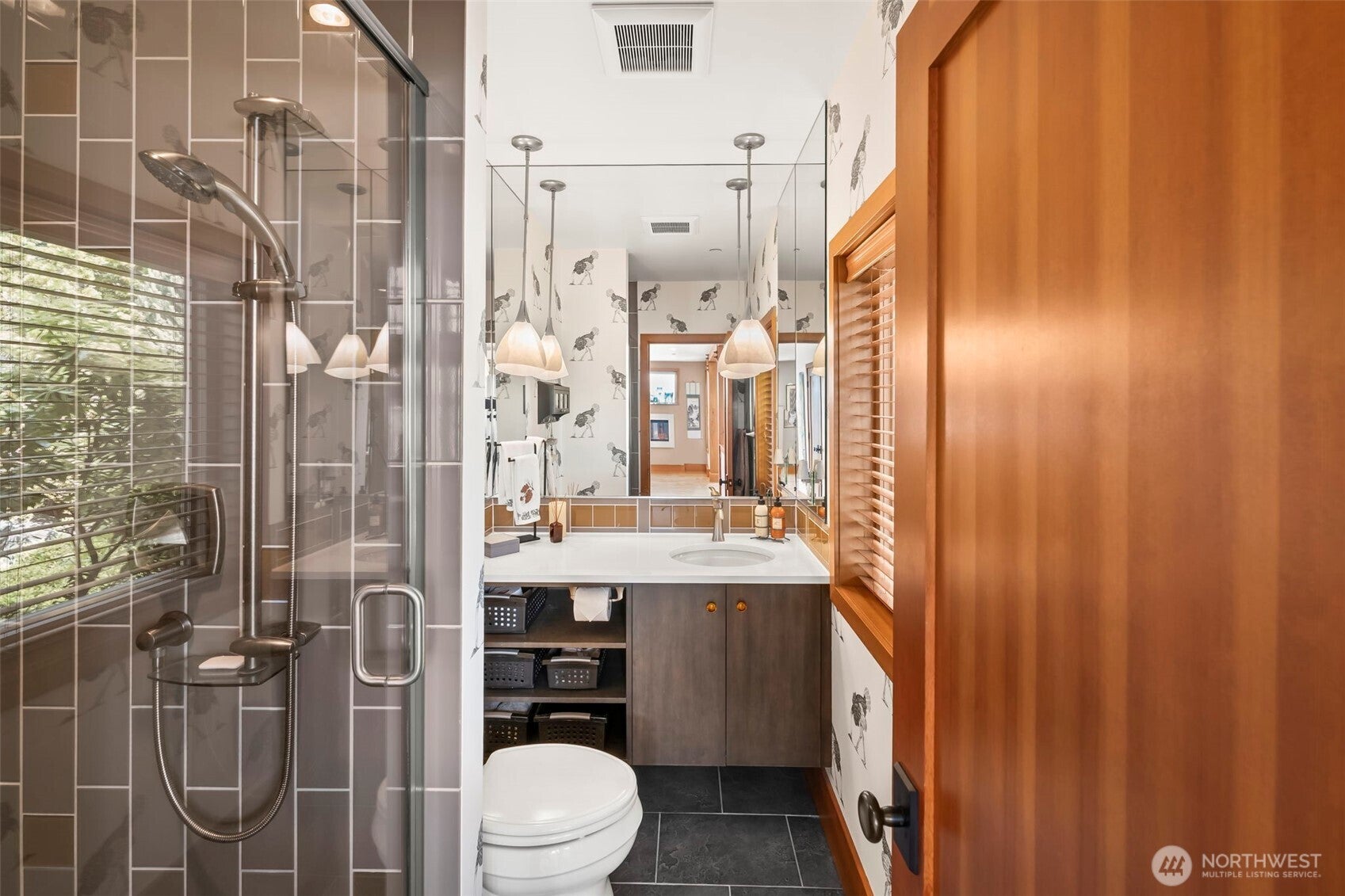 Gig Harbor, Washington, 98335, United States, 3 Bedrooms Bedrooms, ,5 BathroomsBathrooms,Residential,Active,1849190