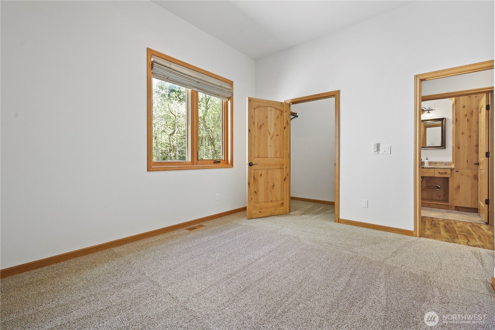 Olympia, Washington, 98513, United States, 3 Bedrooms Bedrooms, ,3 BathroomsBathrooms,Residential,Active,1919389