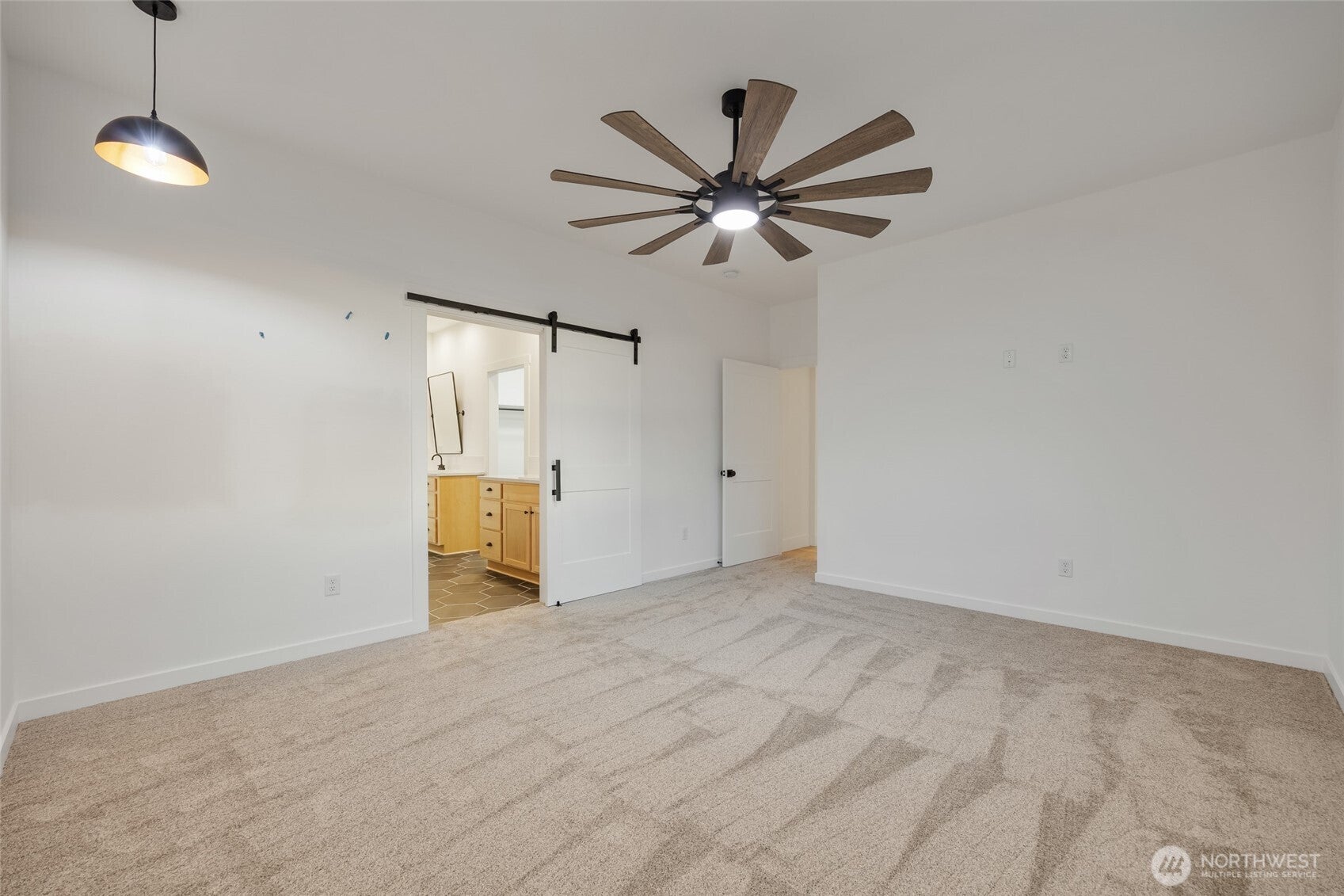 Kennewick, Washington, 99338, United States, 4 Bedrooms Bedrooms, ,3 BathroomsBathrooms,Residential,Active,1996297