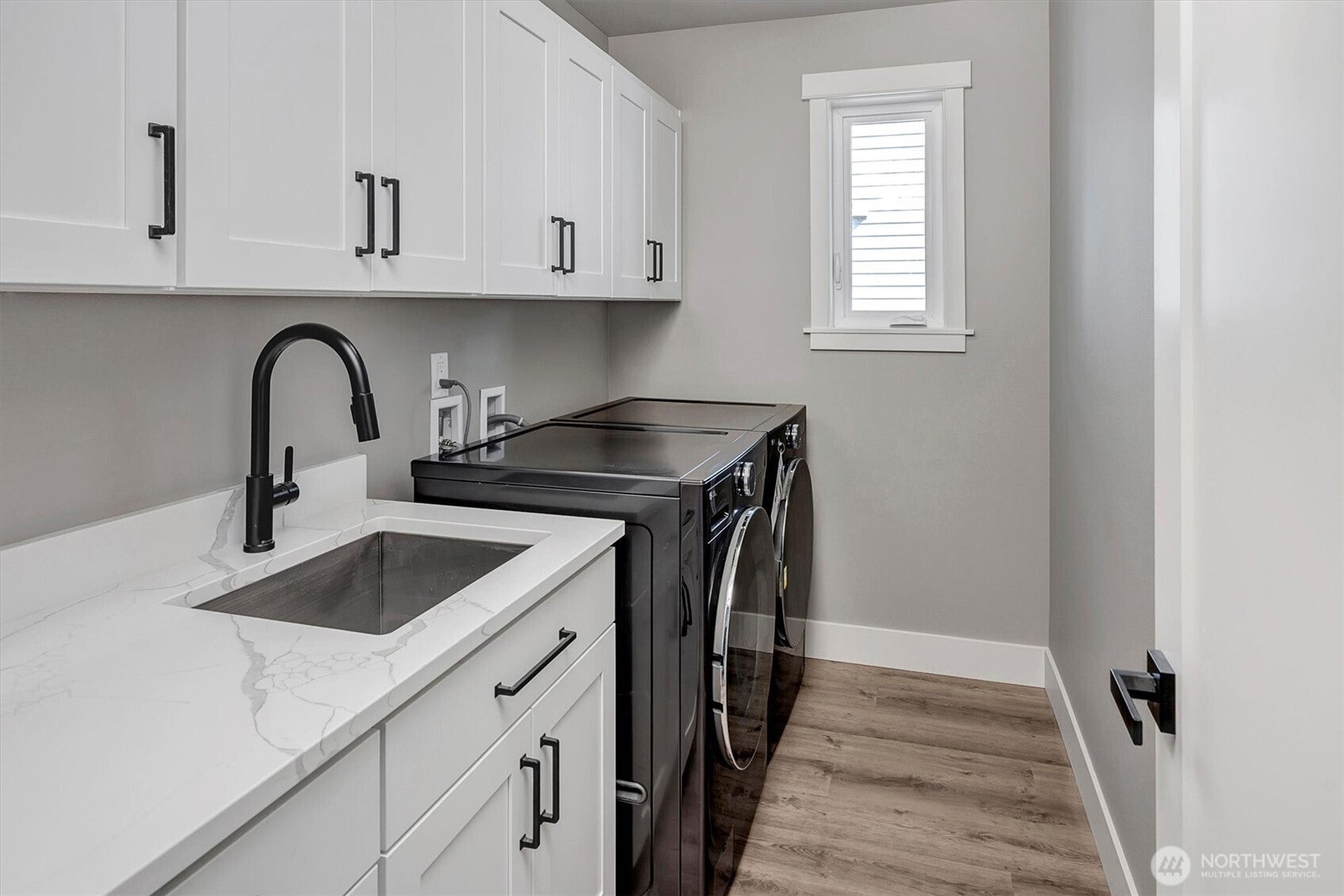 Sammamish, Washington, 98074, United States, 4 Bedrooms Bedrooms, ,4 BathroomsBathrooms,Residential,Active,1886848