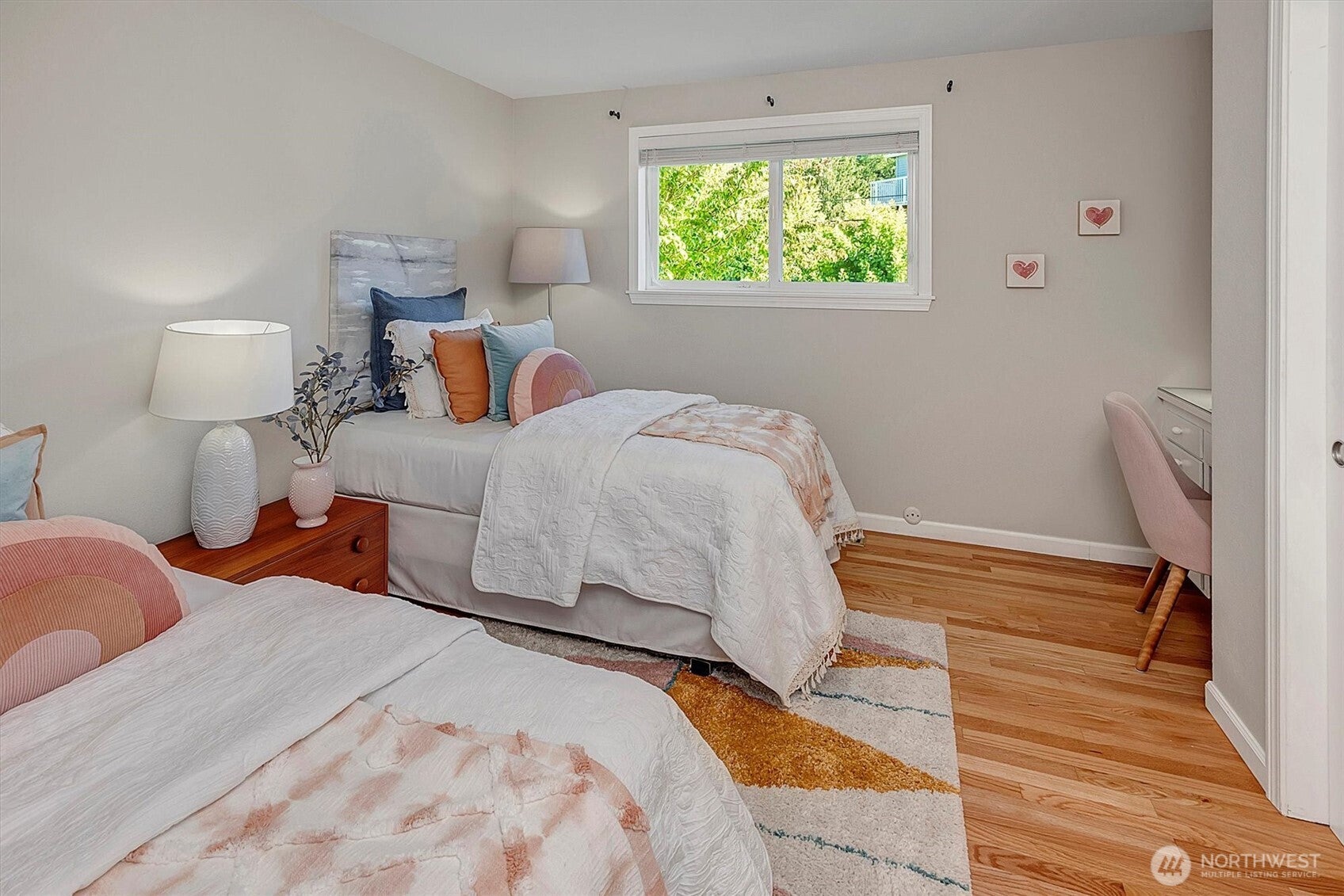 Shoreline, Washington, 98177, United States, 5 Bedrooms Bedrooms, ,3 BathroomsBathrooms,Residential,Active,1922341