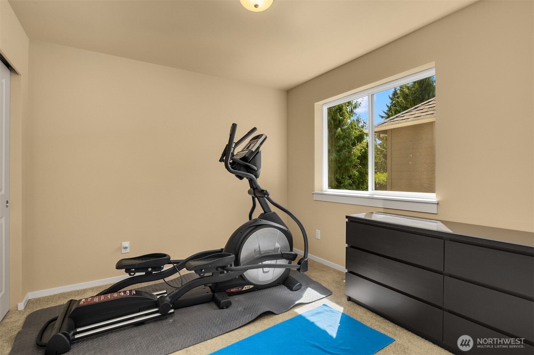 Bothell, Washington, 98021, United States, 4 Bedrooms Bedrooms, ,3 BathroomsBathrooms,Residential,Active,1922335