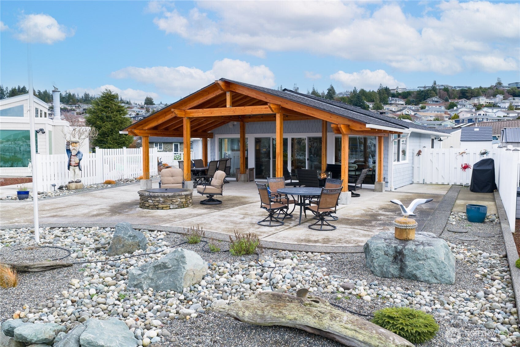 Anacortes, Washington, 98221, United States, 3 Bedrooms Bedrooms, ,2 BathroomsBathrooms,Residential,Active,2009181