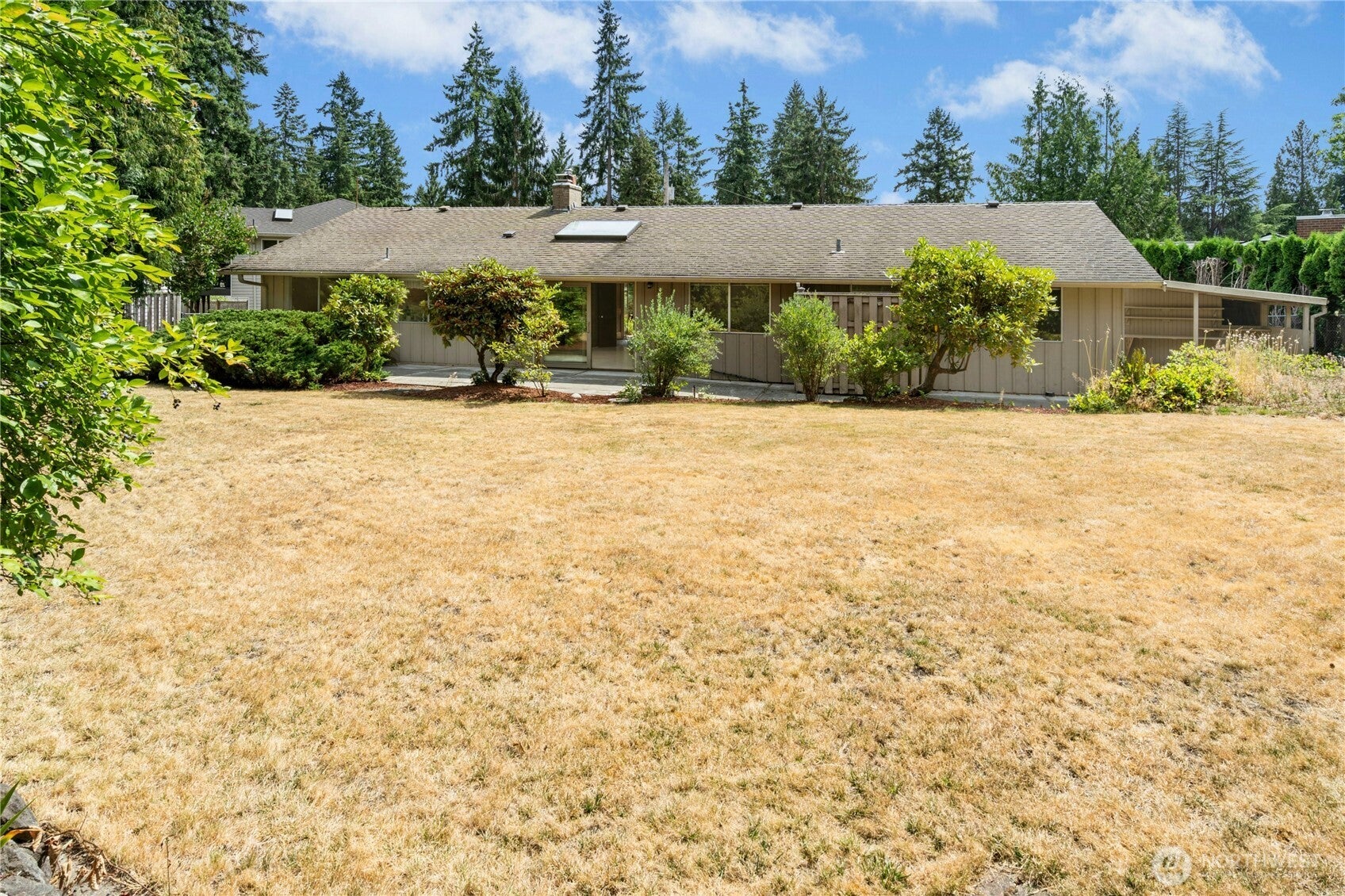 Bellevue, Washington, 98008, United States, 3 Bedrooms Bedrooms, ,2 BathroomsBathrooms,Residential,Active,1914589