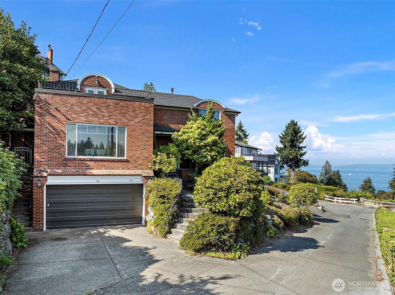 Tacoma, Washington, 98406, United States, 4 Bedrooms Bedrooms, ,4 BathroomsBathrooms,Residential,Active,1952076