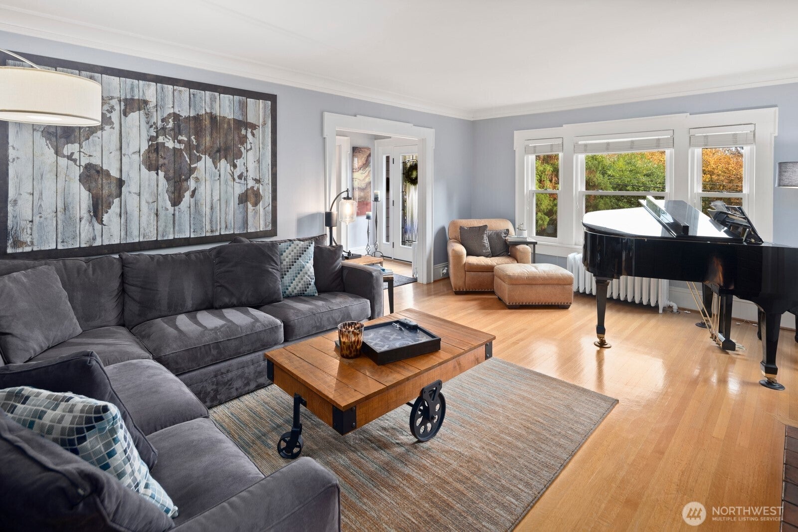 Seattle, Washington, 98122, United States, 3 Bedrooms Bedrooms, ,3 BathroomsBathrooms,Residential,Active,1988423