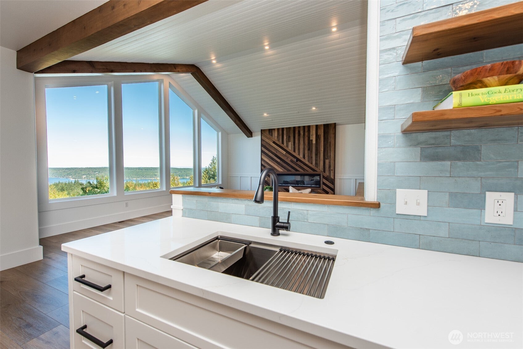 Sequim, Washington, 98382, United States, 3 Bedrooms Bedrooms, ,3 BathroomsBathrooms,Residential,Active,1960147