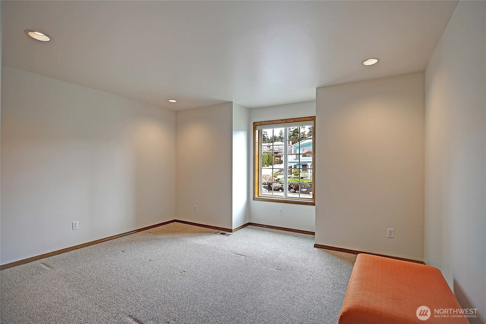 Camano Island, Washington, 98282, United States, 4 Bedrooms Bedrooms, ,3 BathroomsBathrooms,Residential,Active,1973528