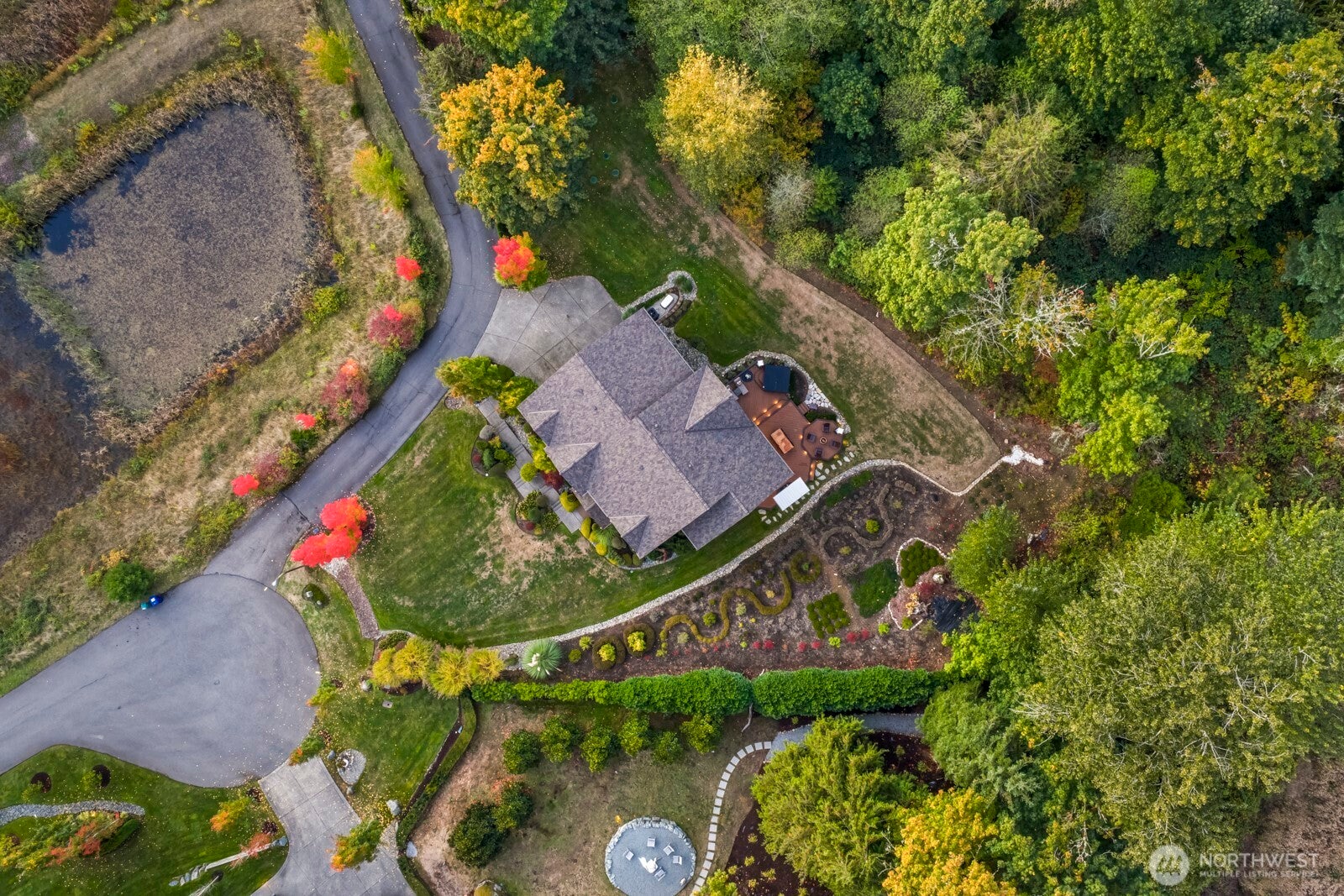 Redmond, Washington, 98053, United States, 4 Bedrooms Bedrooms, ,5 BathroomsBathrooms,Residential,Active,1967297