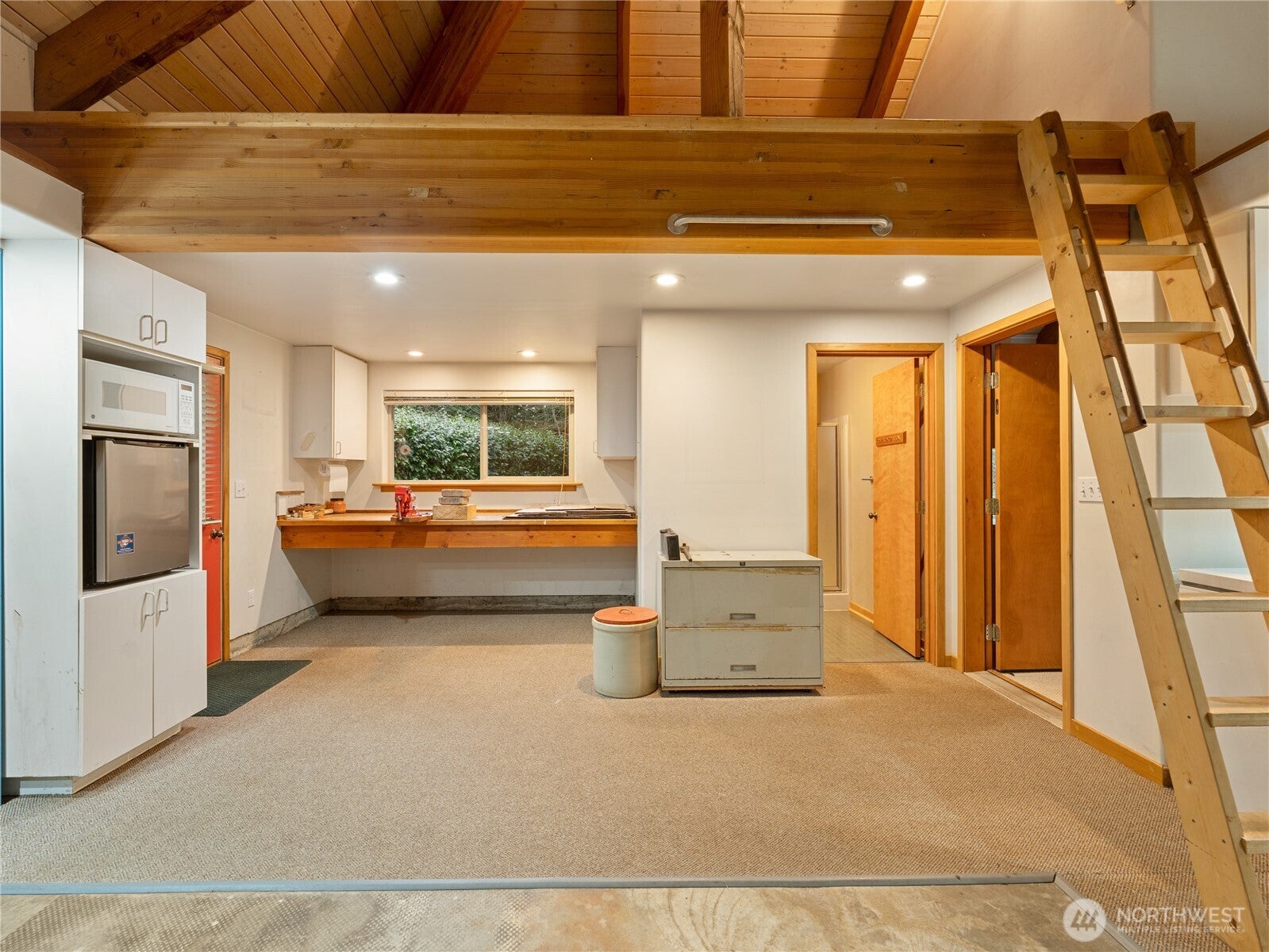 Anacortes, Washington, 98221, United States, 2 Bedrooms Bedrooms, ,3 BathroomsBathrooms,Residential,Active,1997600