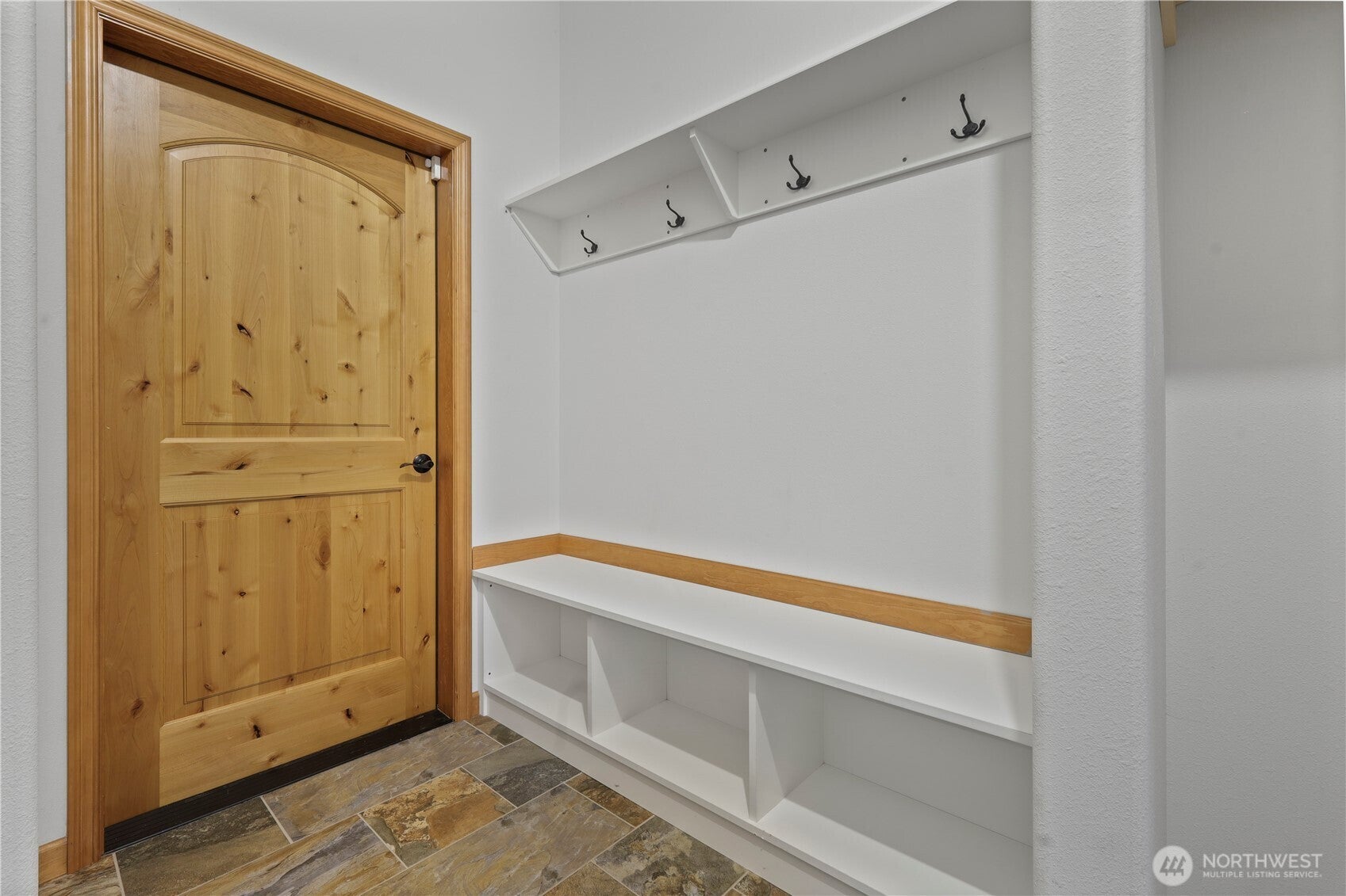 Olympia, Washington, 98513, United States, 3 Bedrooms Bedrooms, ,3 BathroomsBathrooms,Residential,Active,1919389