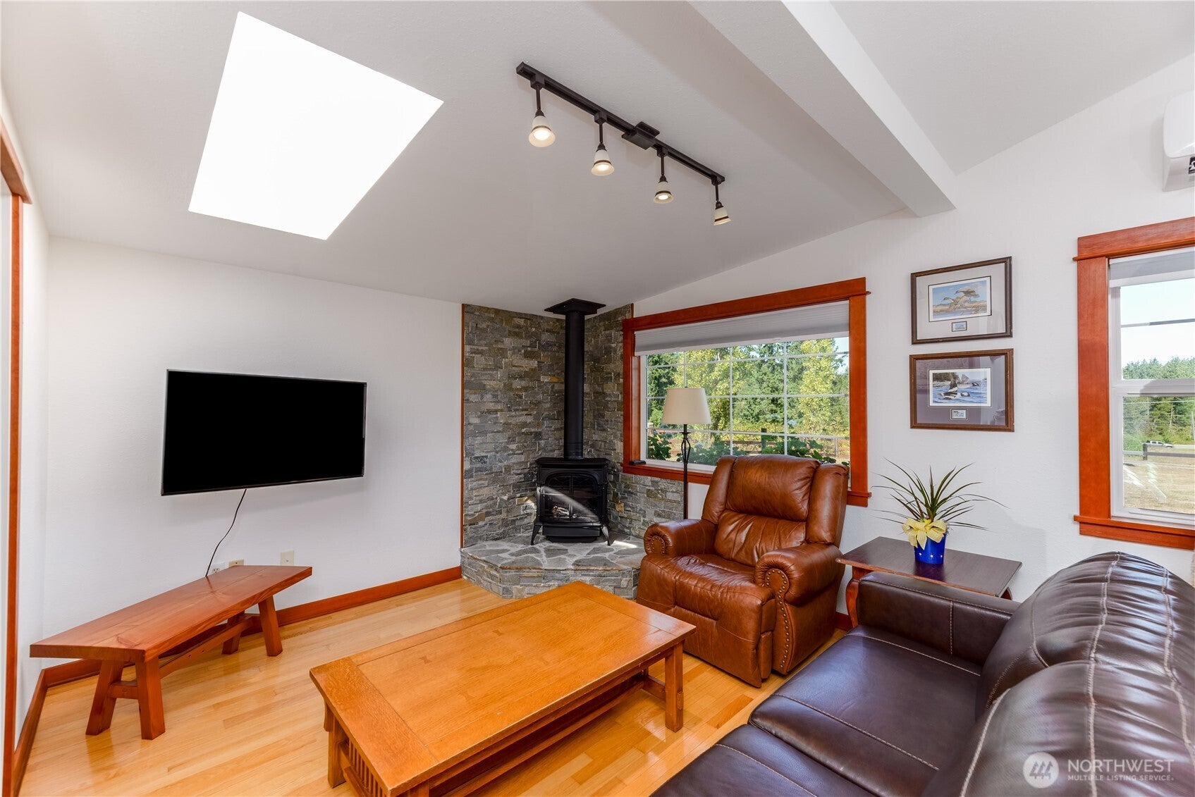 Sequim, Washington, 98382, United States, 5 Bedrooms Bedrooms, ,4 BathroomsBathrooms,Residential,Active,1945482