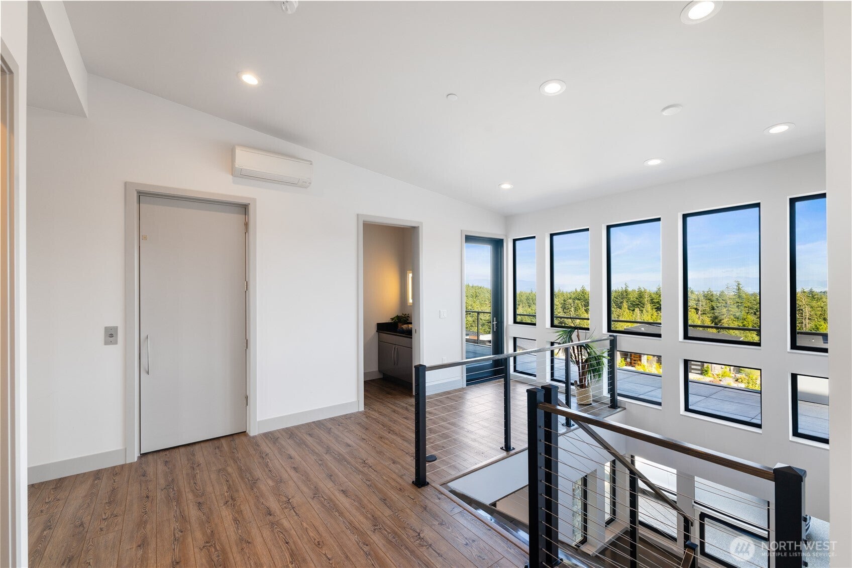 Anacortes, Washington, 98221, United States, 3 Bedrooms Bedrooms, ,3 BathroomsBathrooms,Residential,Active,2007203