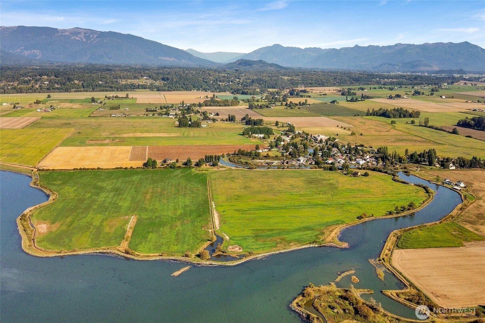 Bow, Washington, 98232, United States, 2 Bedrooms Bedrooms, ,1 BathroomBathrooms,Residential,Active,1951790