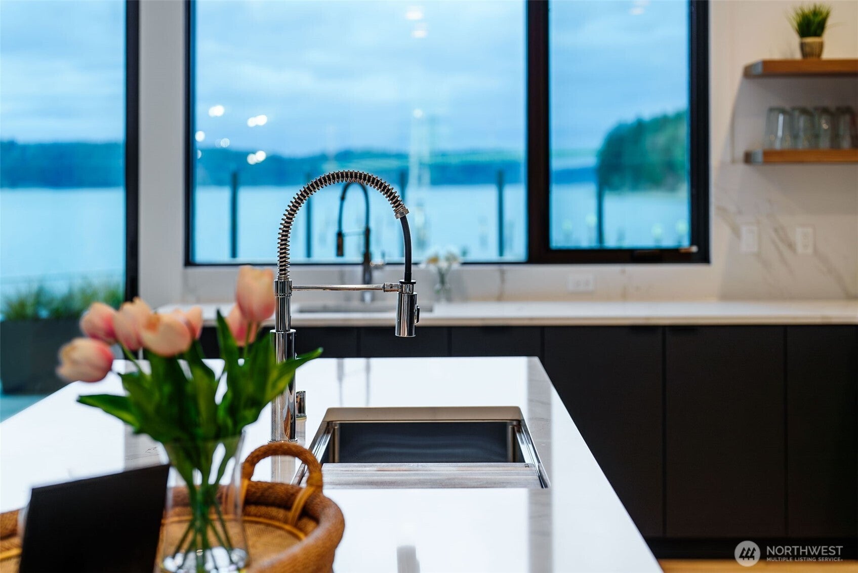 Tacoma, Washington, 98465, United States, 3 Bedrooms Bedrooms, ,4 BathroomsBathrooms,Residential,Active,1844266