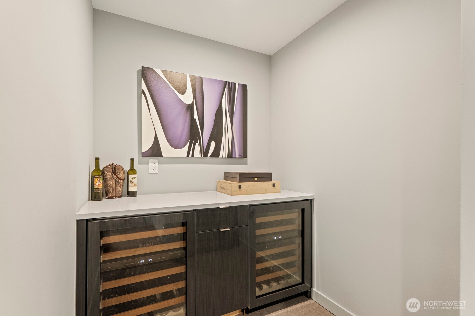 Bellevue, Washington, 98008, United States, 4 Bedrooms Bedrooms, ,5 BathroomsBathrooms,Residential,Active,1960111