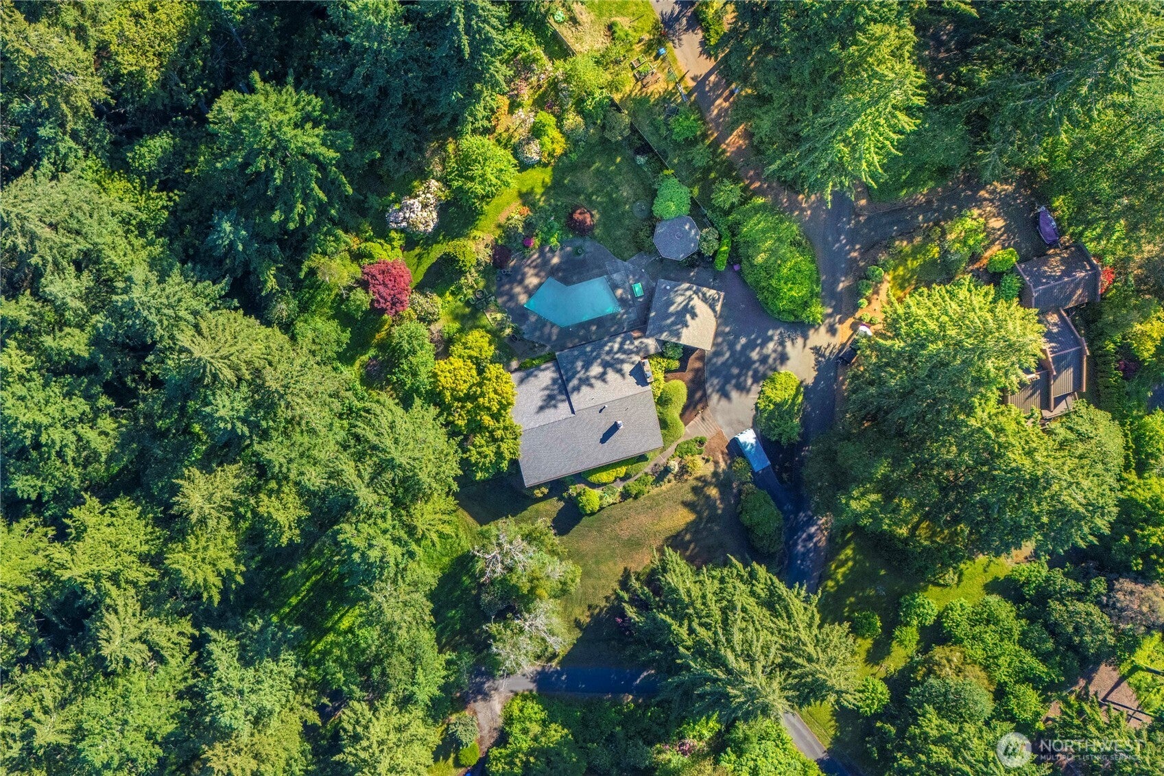 Lakewood, Washington, 98499, United States, ,3 BathroomsBathrooms,Residential,Active,1888516