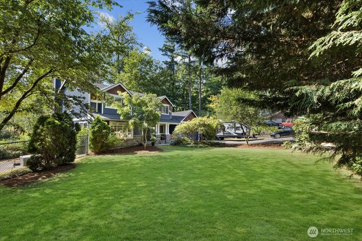 Snohomish, Washington, 98296, United States, 4 Bedrooms Bedrooms, ,4 BathroomsBathrooms,Residential,Active,1914620