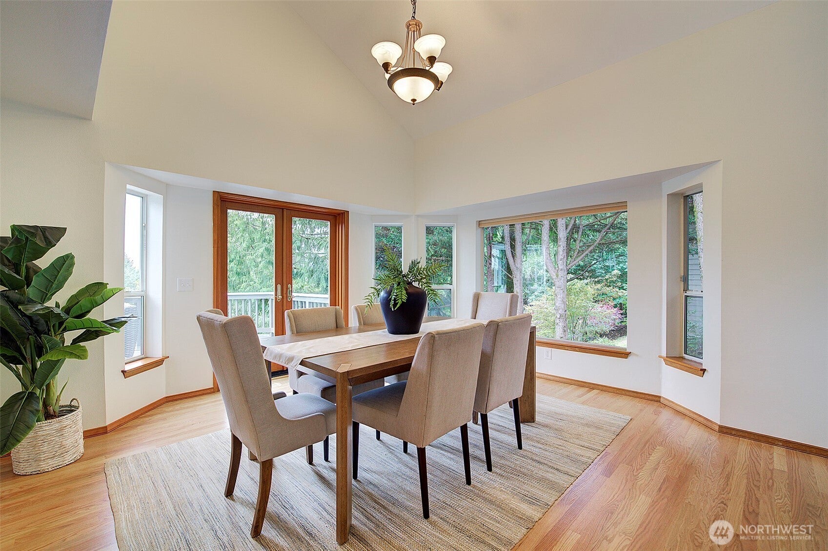 Sammamish, Washington, 98074, United States, 4 Bedrooms Bedrooms, ,4 BathroomsBathrooms,Residential,Active,1909838