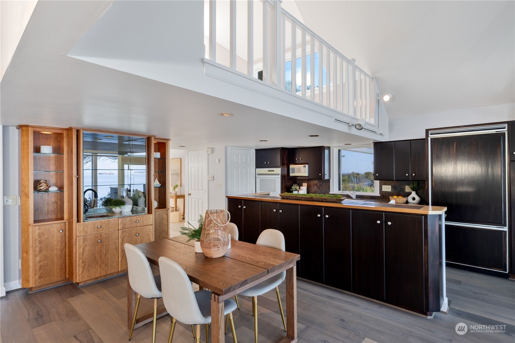 Port Townsend, Washington, 98368, United States, ,3 BathroomsBathrooms,Residential,Active,1706120