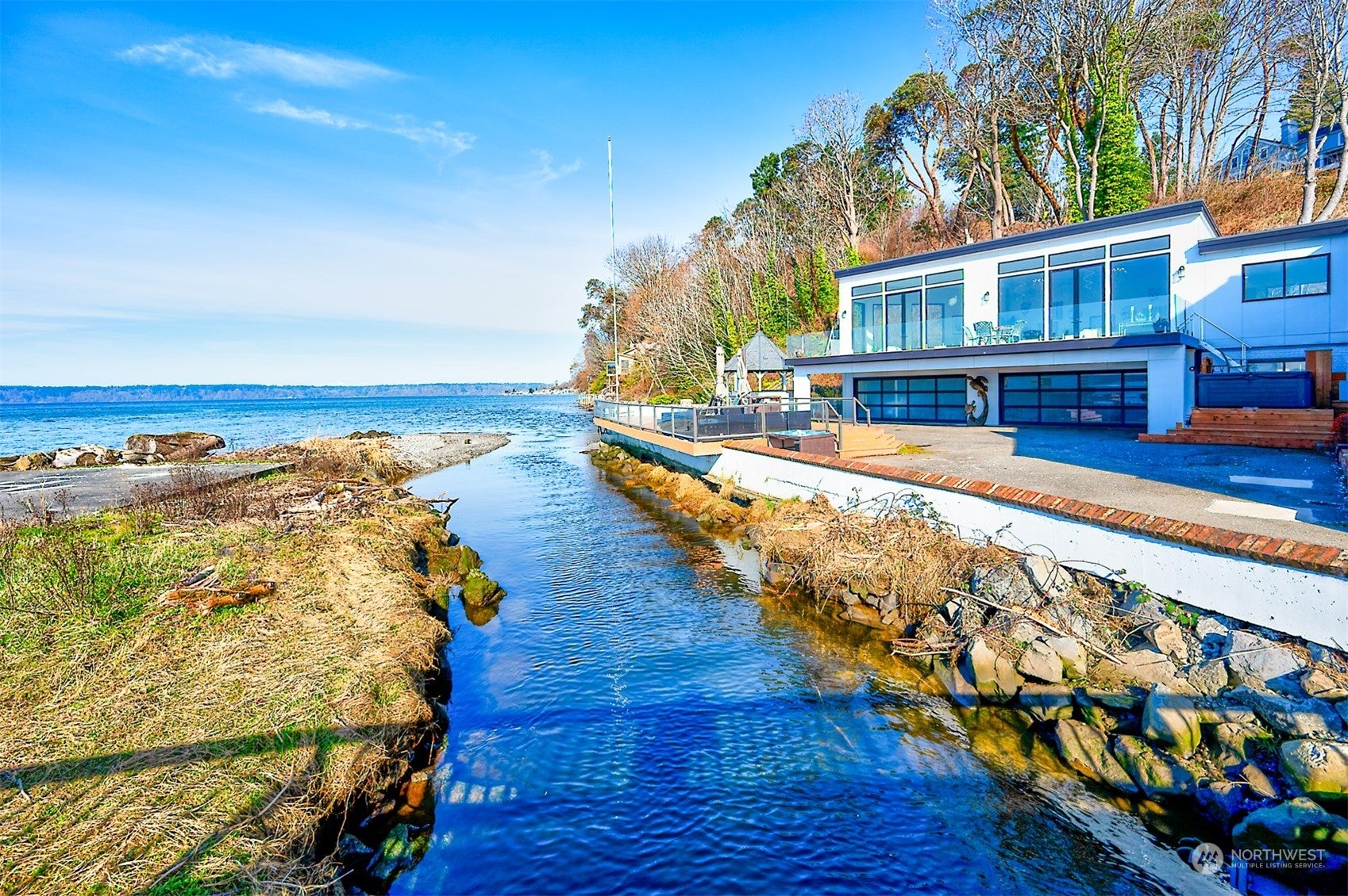 Burien, Washington, 98166, United States, ,5 BathroomsBathrooms,Residential,Pending,1702630