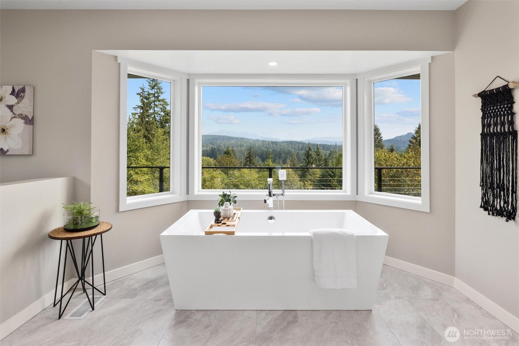 Snohomish, Washington, 98290, United States, 3 Bedrooms Bedrooms, ,3 BathroomsBathrooms,Residential,Active,1929406