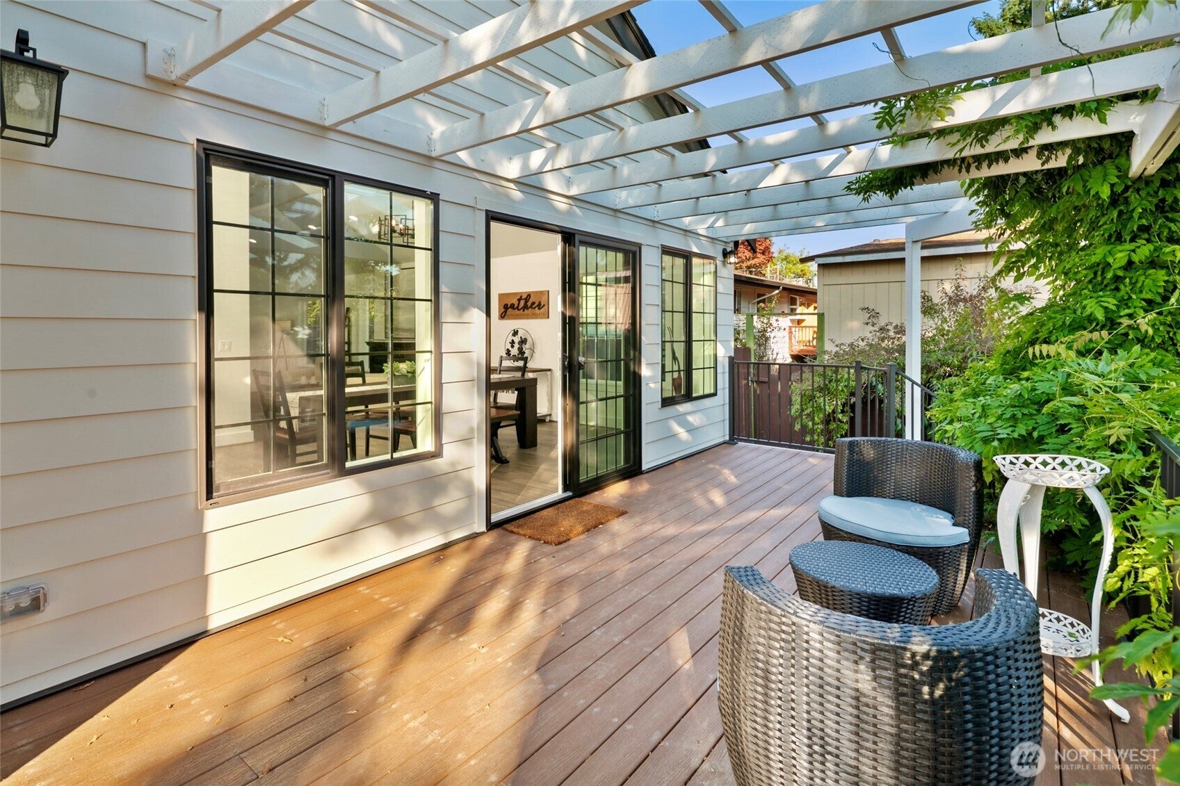 Mountlake Terrace, Washington, 98043, United States, 4 Bedrooms Bedrooms, ,3 BathroomsBathrooms,Residential,Active,2002597