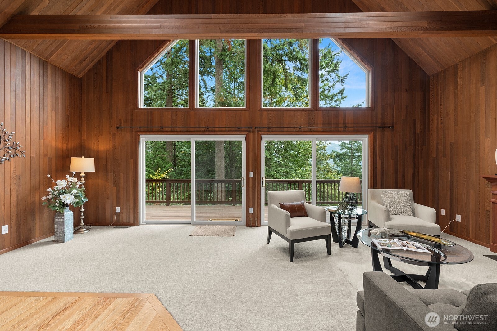 Issaquah, Washington, 98027, United States, 4 Bedrooms Bedrooms, ,3 BathroomsBathrooms,Residential,Active,1952447