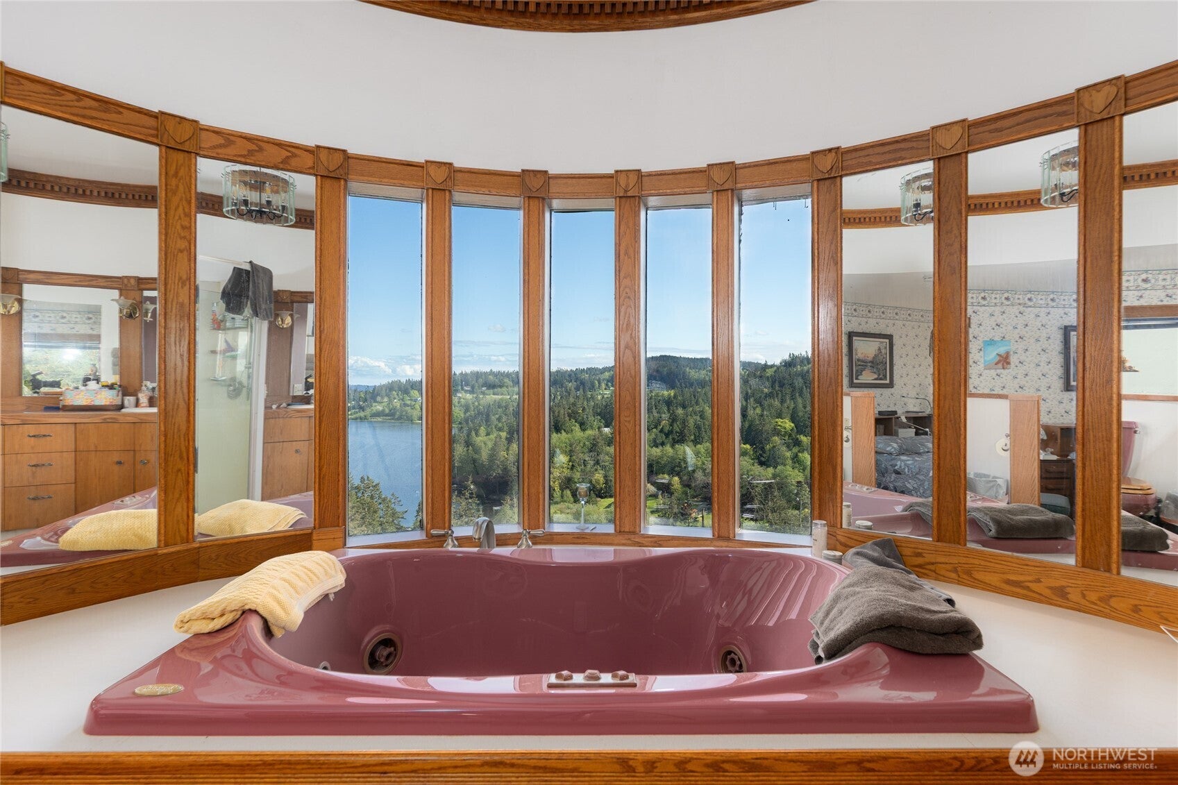 Anacortes, Washington, 98221, United States, 3 Bedrooms Bedrooms, ,2 BathroomsBathrooms,Residential,Active,1953003