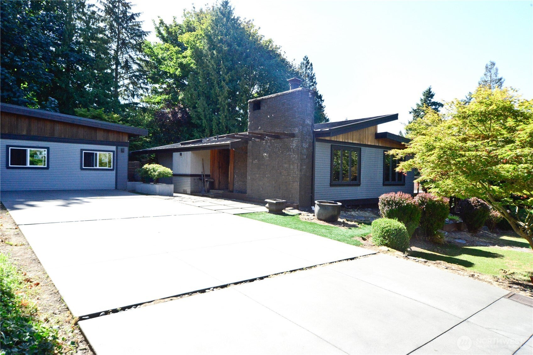 Kirkland, Washington, 98033, United States, 3 Bedrooms Bedrooms, ,3 BathroomsBathrooms,Residential,Active,1945839 Kirkland, Washington, 98033, United States, 3 Bedrooms Bedrooms, ,3 BathroomsBathrooms,Residential,Active,1945839