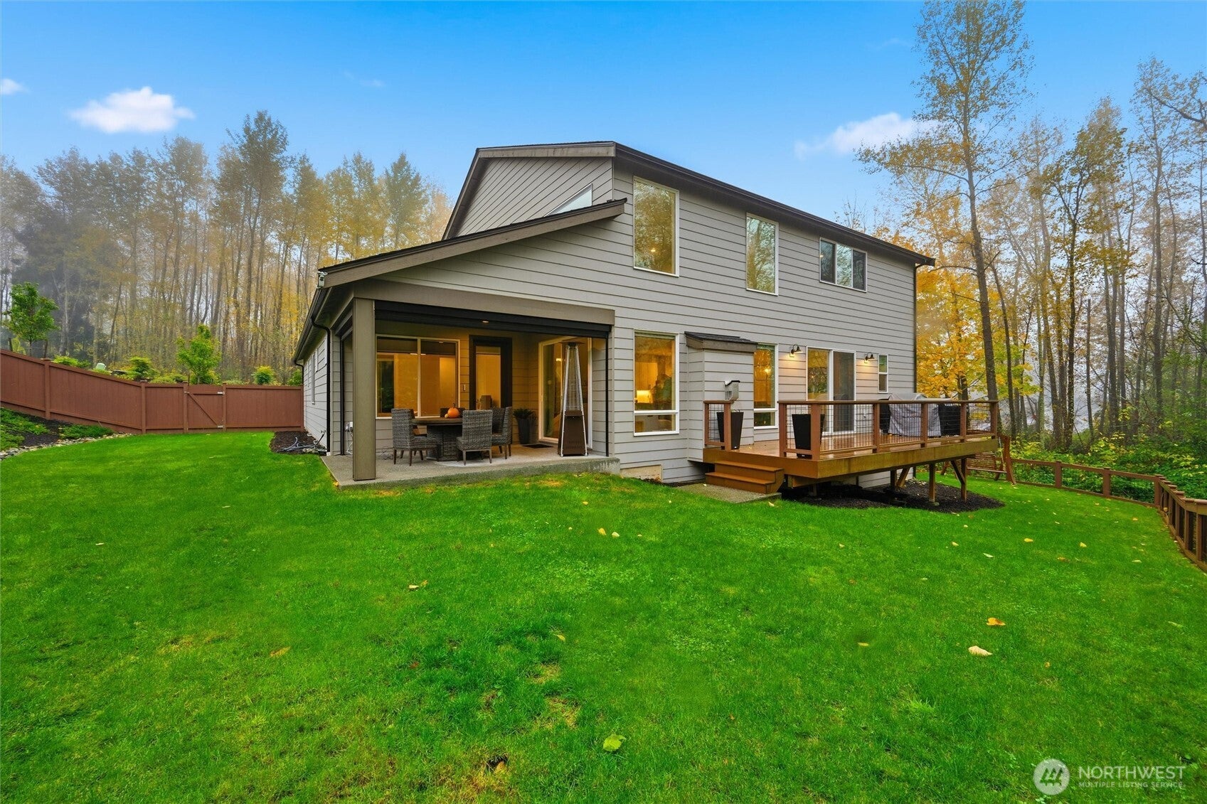 Mount Vernon, Washington, 98274, United States, 3 Bedrooms Bedrooms, ,4 BathroomsBathrooms,Residential,Active,1985575