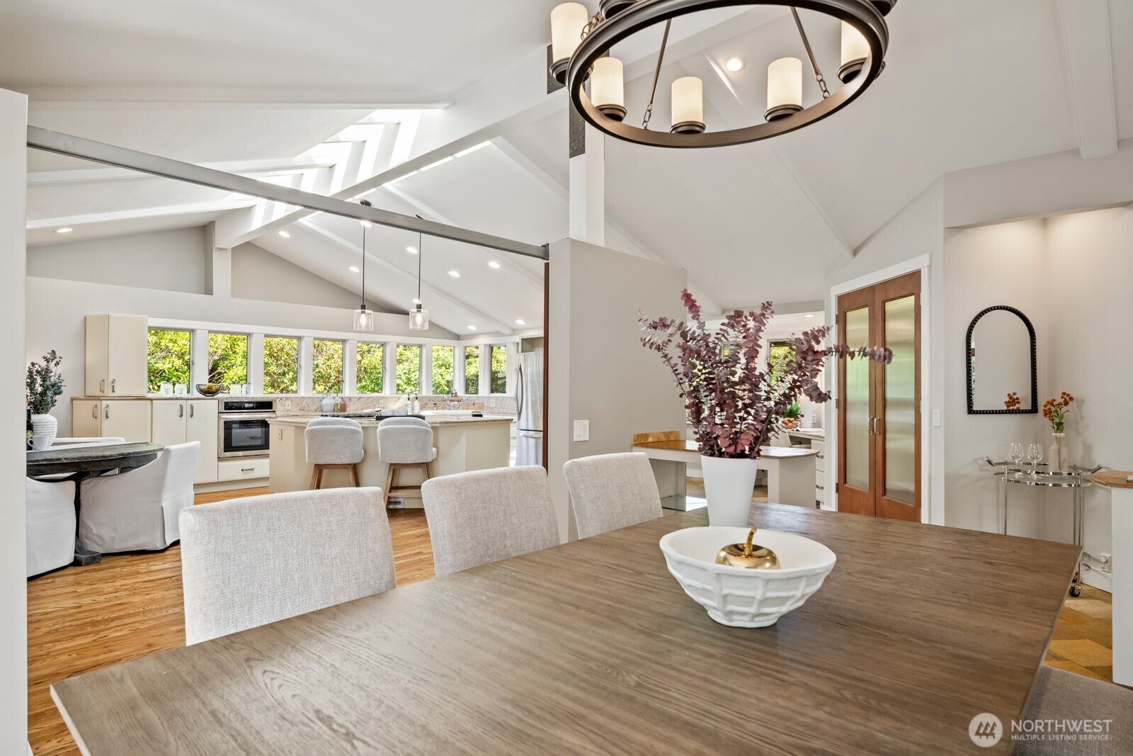 Seattle, Washington, 98136, United States, 4 Bedrooms Bedrooms, ,4 BathroomsBathrooms,Residential,Active,2013153