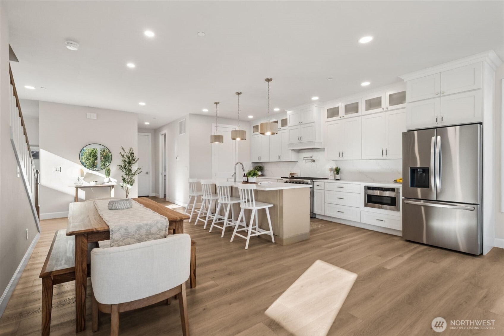 Maple Valley, Washington, 98038, United States, 4 Bedrooms Bedrooms, ,4 BathroomsBathrooms,Residential,Active,1965803