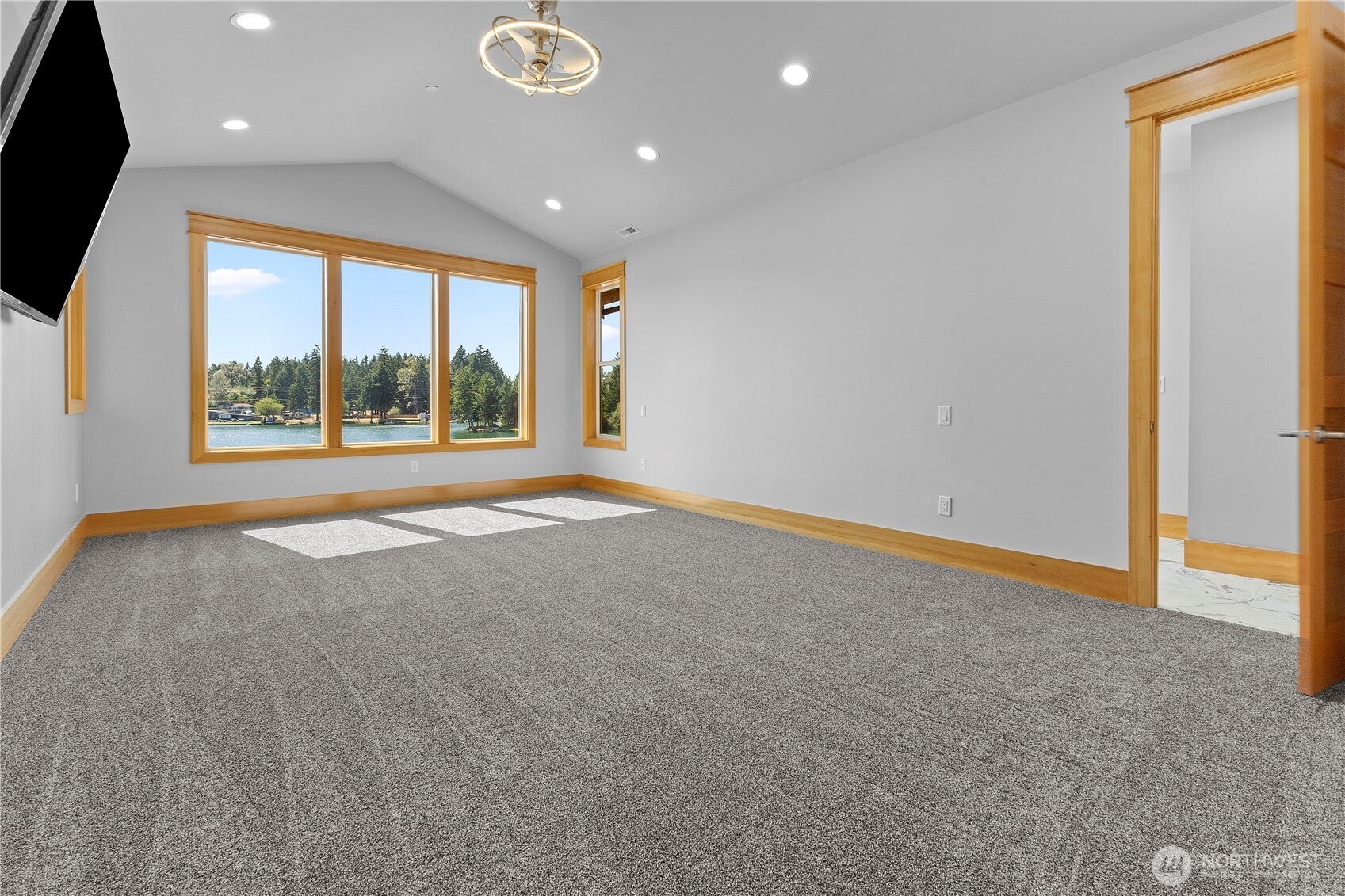 Lake Tapps, Washington, 98391, United States, 3 Bedrooms Bedrooms, ,6 BathroomsBathrooms,Residential,Active,1914925