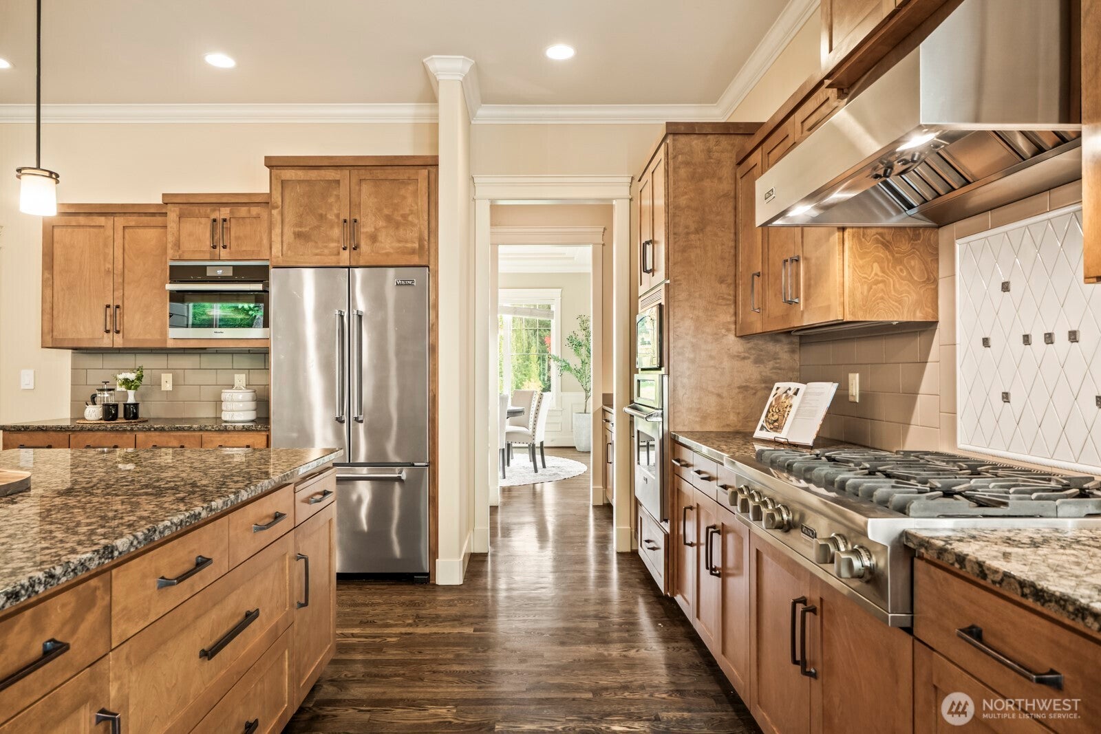 Redmond, Washington, 98053, United States, 4 Bedrooms Bedrooms, ,5 BathroomsBathrooms,Residential,Active,1967297