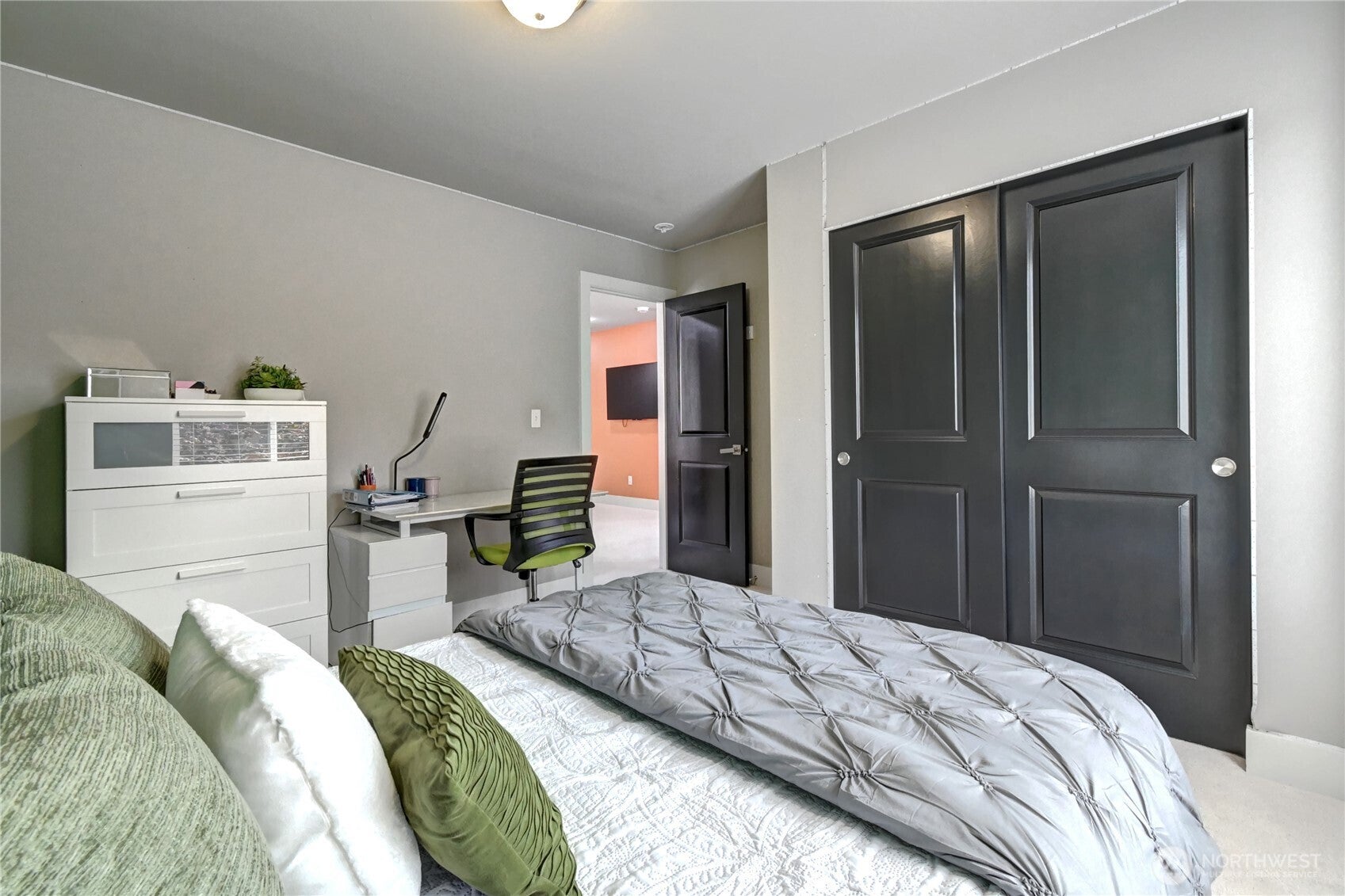 Bothell, Washington, 98012, United States, 4 Bedrooms Bedrooms, ,3 BathroomsBathrooms,Residential,Active,1905359