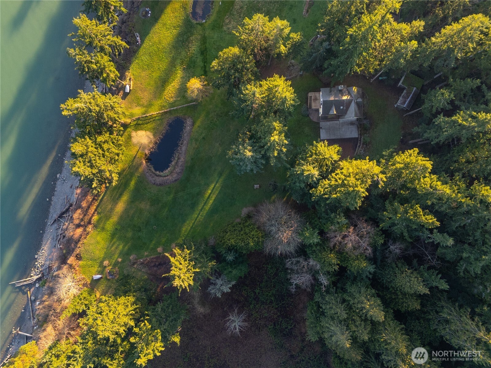 Oak Harbor, Washington, 98277, United States, 3 Bedrooms Bedrooms, ,2 BathroomsBathrooms,Residential,Active,2017073