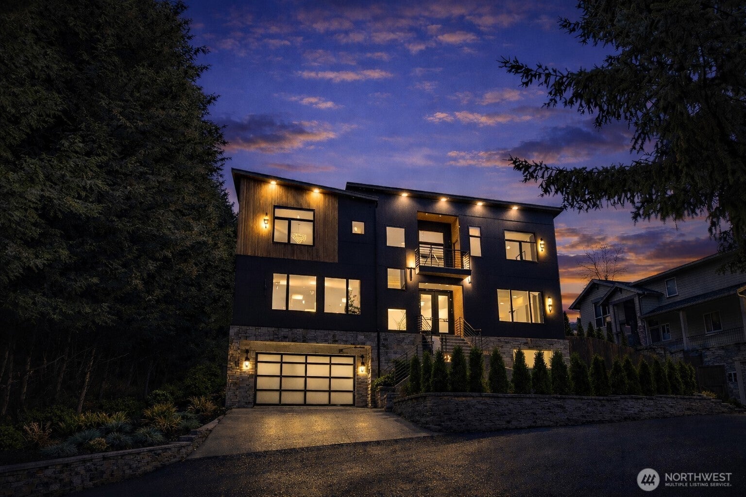 Bellevue, Washington, 98006, United States, 5 Bedrooms Bedrooms, ,4 BathroomsBathrooms,Residential,Active,2013890
