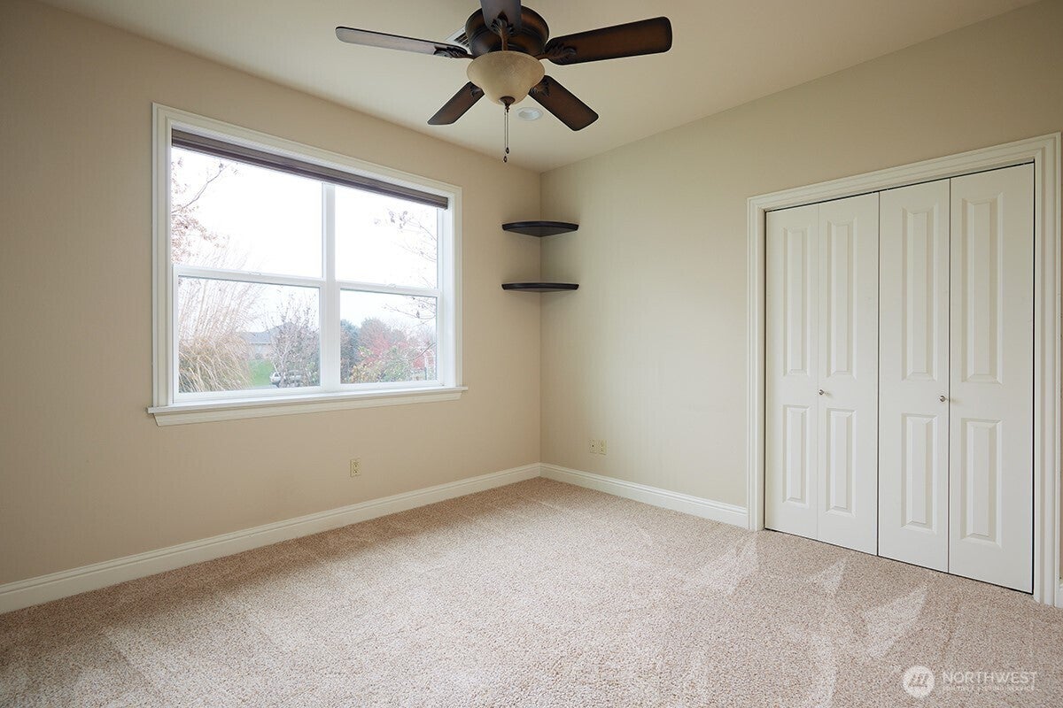 Walla Walla, Washington, 99362, United States, 5 Bedrooms Bedrooms, ,4 BathroomsBathrooms,Residential,Active,2001360