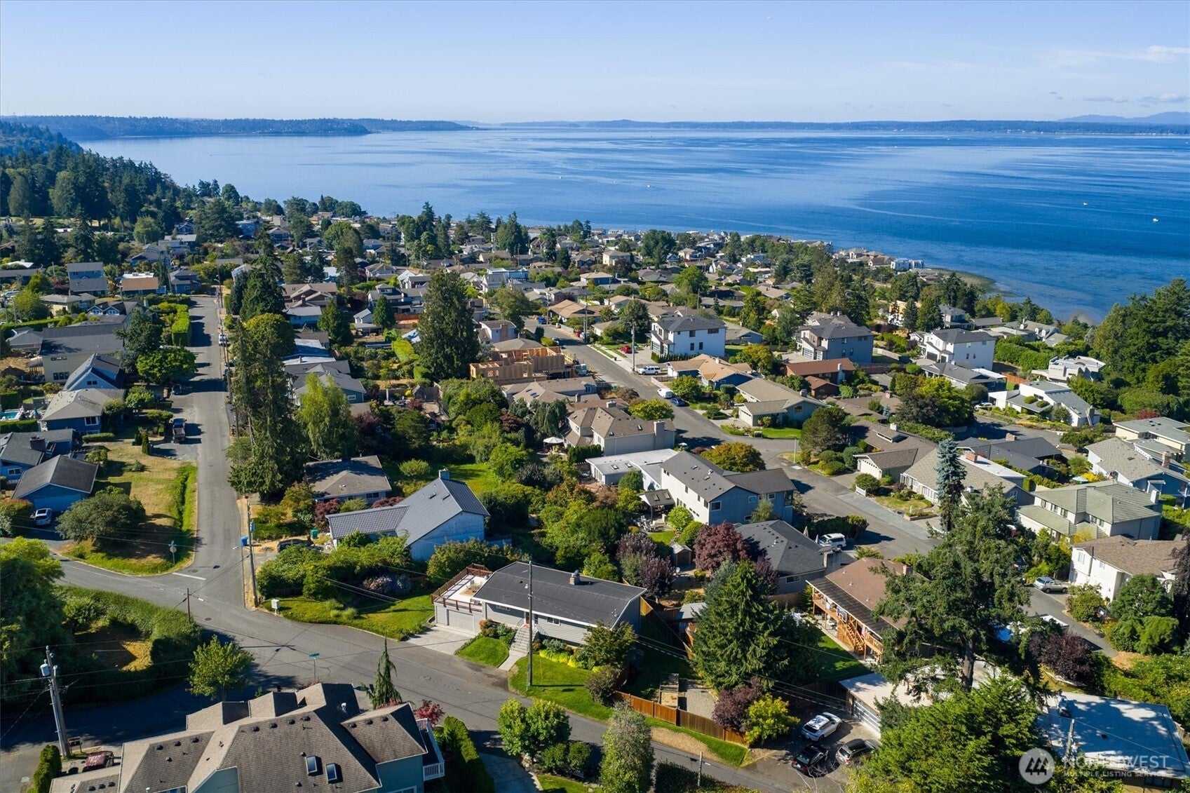 Shoreline, Washington, 98177, United States, 5 Bedrooms Bedrooms, ,3 BathroomsBathrooms,Residential,Active,1922341