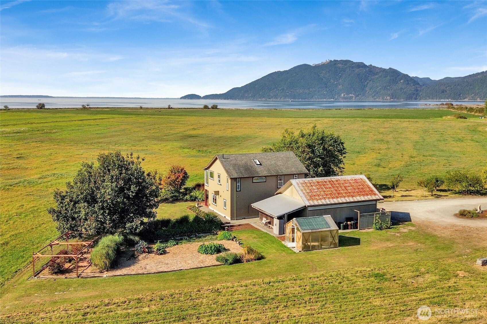 Bow, Washington, 98232, United States, 2 Bedrooms Bedrooms, ,1 BathroomBathrooms,Residential,Active,1951790