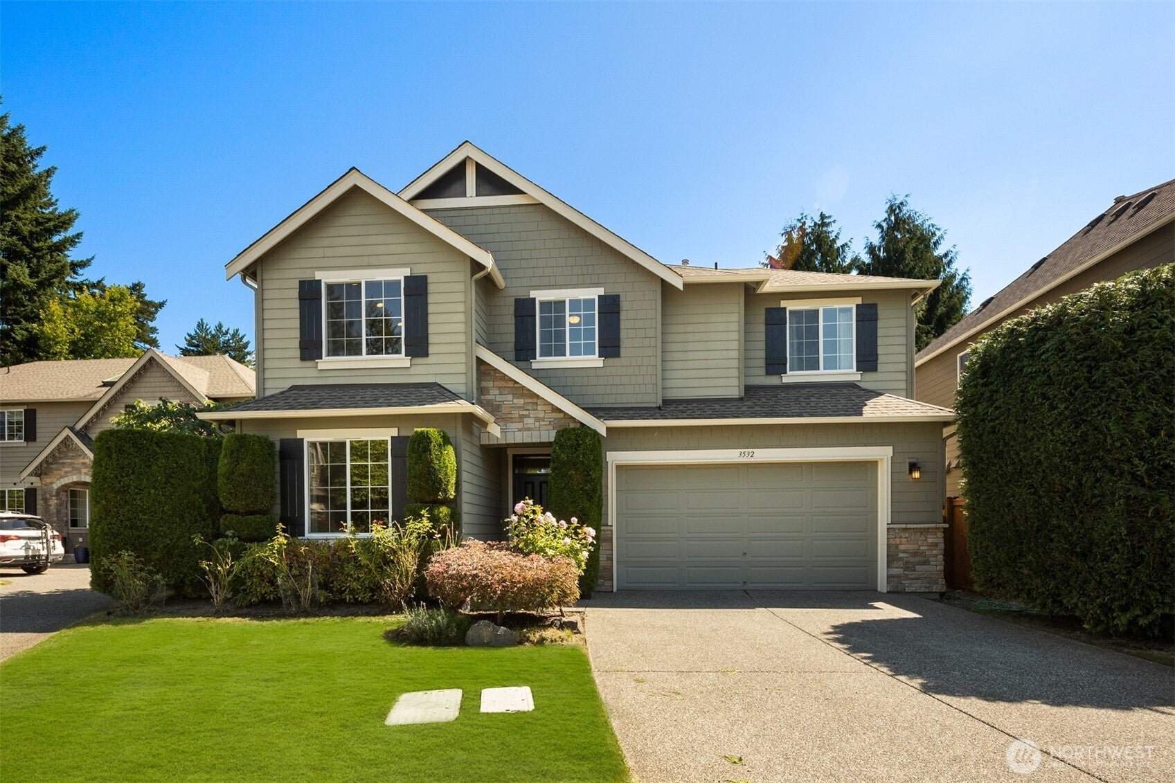 Bothell, Washington, 98021, United States, 4 Bedrooms Bedrooms, ,3 BathroomsBathrooms,Residential,Active,1922335